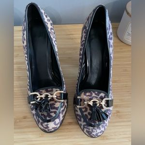 Animal Print Shoes with go,d clasp and black tassels